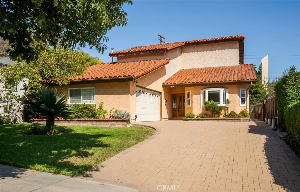 Single Family Residence for sale at 658 Glenmore, Glendale, CA featuring 4 beds and 3 baths
