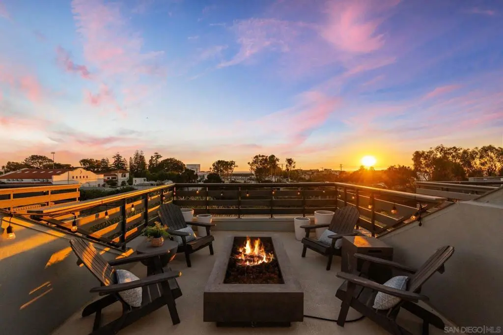 Condominium for sale at 2531 State, Carlsbad, CA featuring 3 beds and 4 baths