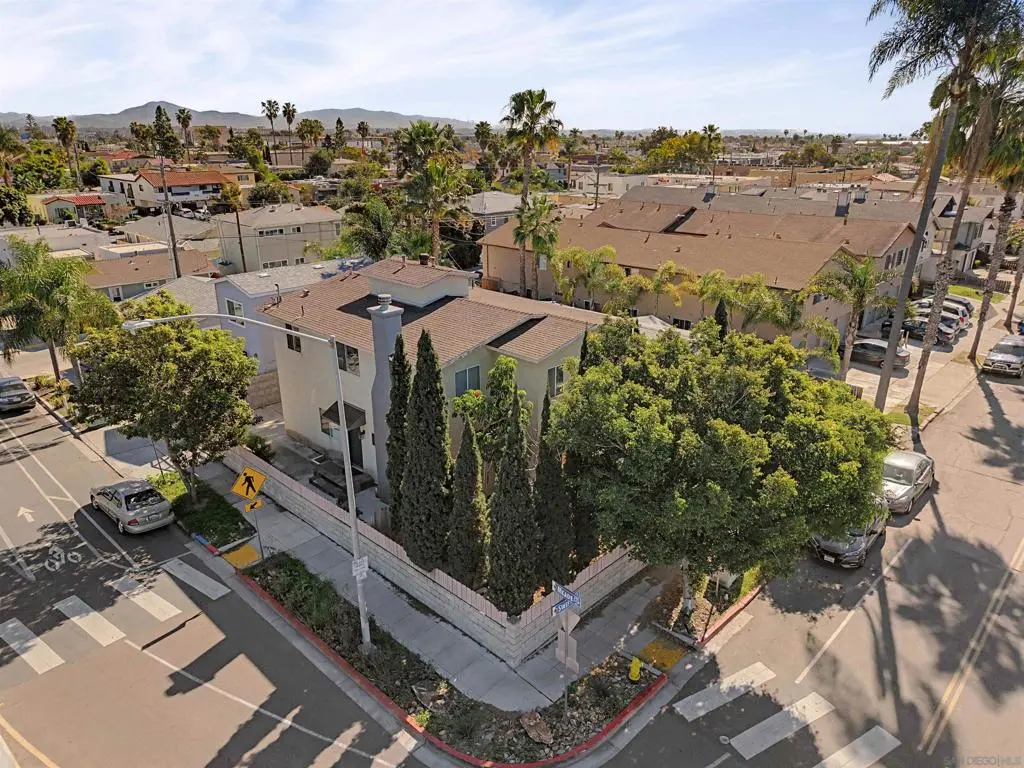 Apartment for rent at 4397 swift ave, San Diego, CA featuring 2 beds and 1 bath