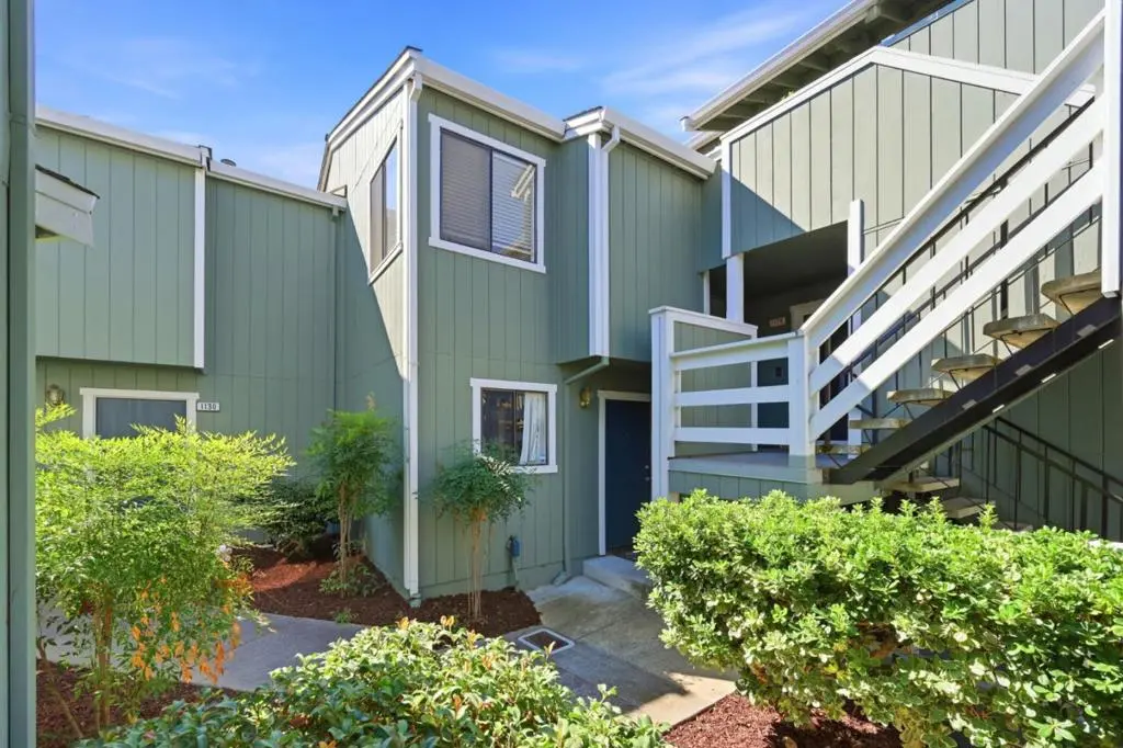 1128 Maywood Lane 51C, Martinez, CA — listing photo 1