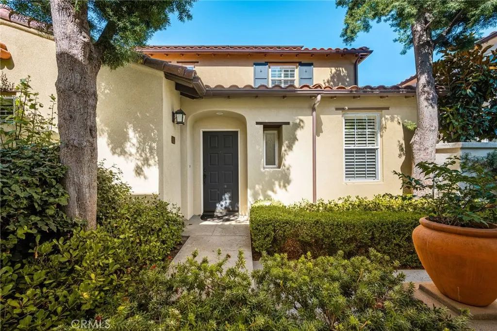 101 Talmadge, Irvine, CA — listing photo 1