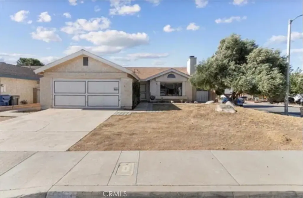 2533 Joshua Hills, Palmdale, CA — listing photo 1