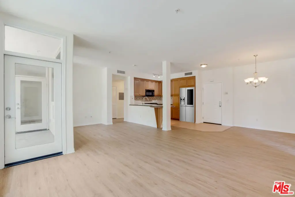 13044 Pacific Promenade 121, Playa Vista, CA — listing photo 1