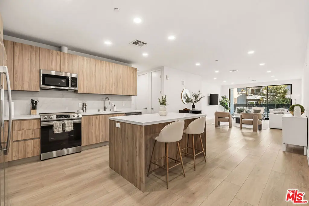 Condominium for rent at 3651 Regal Place 201, Los Angeles, CA featuring 3 beds and 4 baths