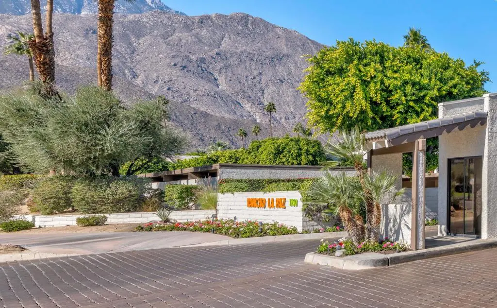 Residential Lease for rent at 1150 E Palm Canyon Drive 51, Palm Springs, Riverside County, CA featuring 3 beds and 2 baths
