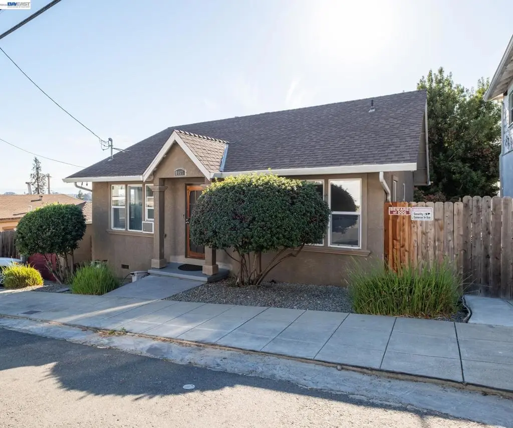 8957 Lawlor St, Oakland, CA — listing photo 1