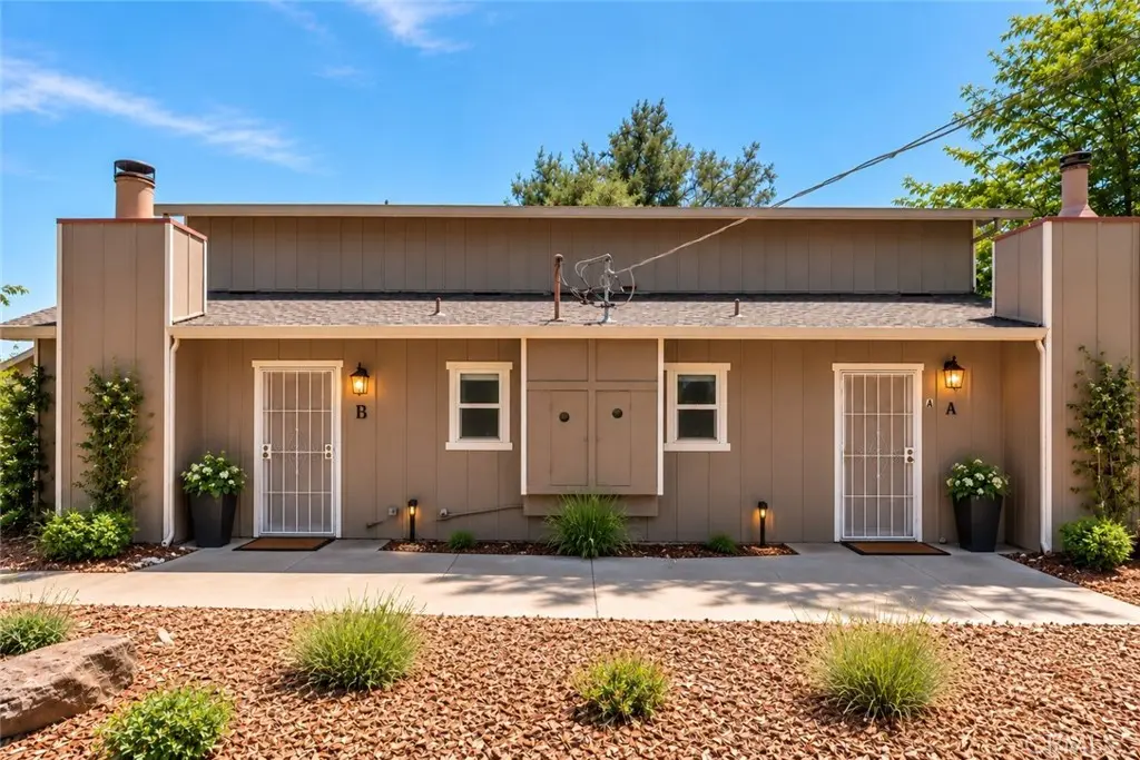 19306 Mountain Meadow S, Hidden Valley Lake, CA — listing photo 1