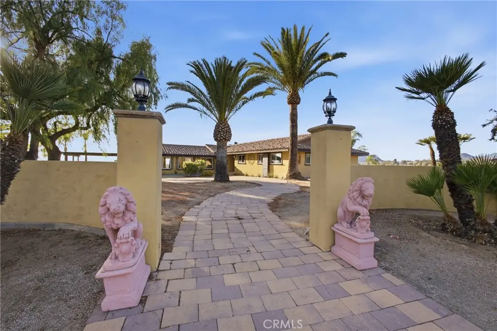 38311 Chaparral Dr, Temecula, CA — listing photo 1