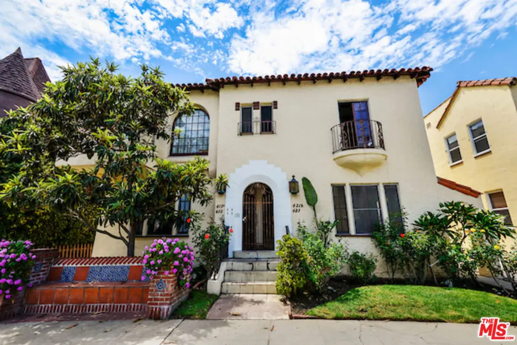 Condominium for rent at 421 N Ogden Drive, Los Angeles, CA featuring 2 beds and 1 bath