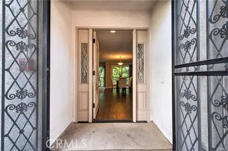2405 Via Mariposa W 2E, Laguna Woods, CA — listing photo 1