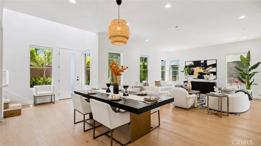 Single Family Residence for rent at 133 Bosal, Irvine, CA featuring 4 beds and 5 baths