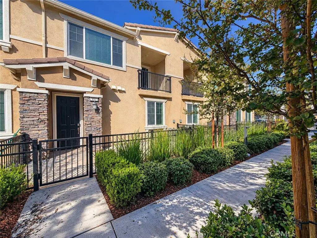 16502 Casa Grande 352, Fontana, CA — listing photo 1