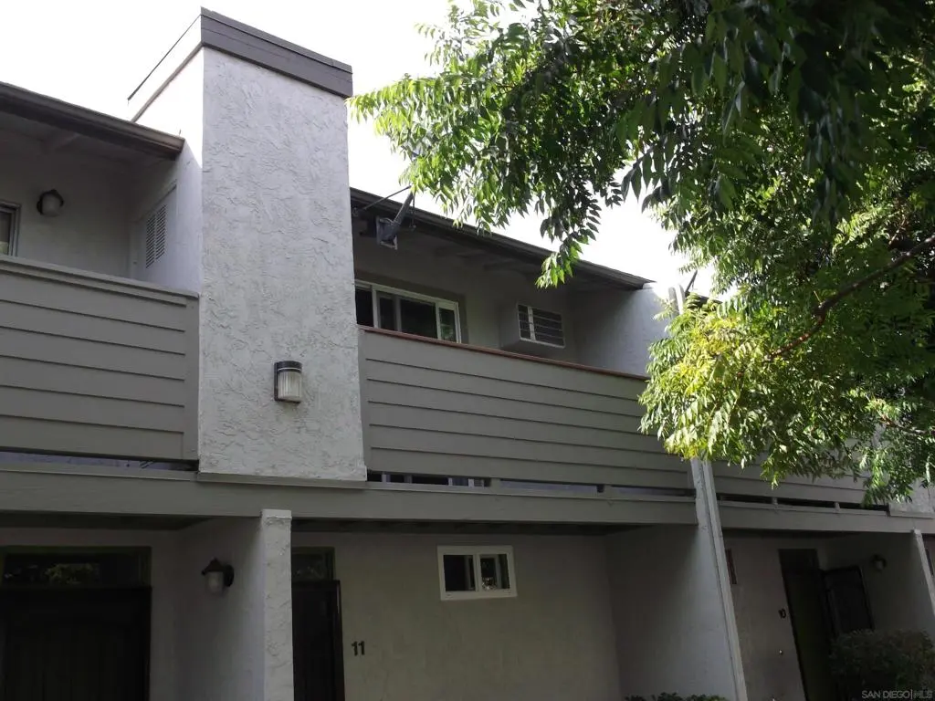 417 N Citrus Ave. 5, Escondido, CA — listing photo 1