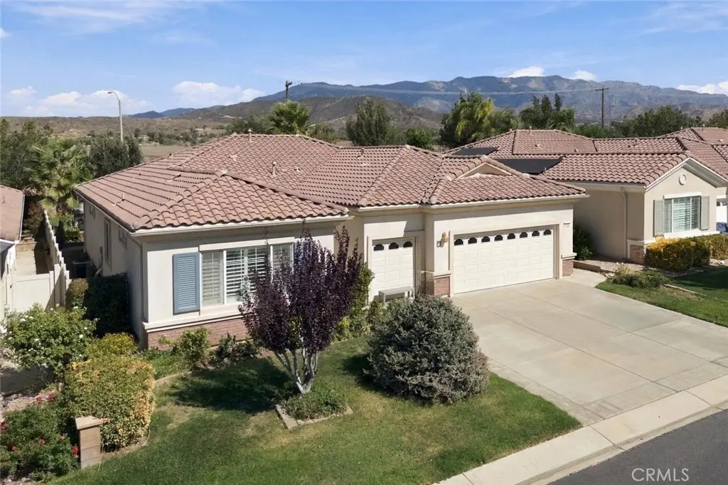 Single Family Residence for sale at 1160 Lantana, Beaumont, CA featuring 2 beds and 3 baths