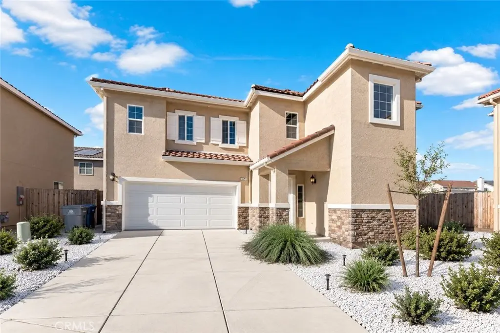 4422 W Langden Drive, Fresno, CA — listing photo 1
