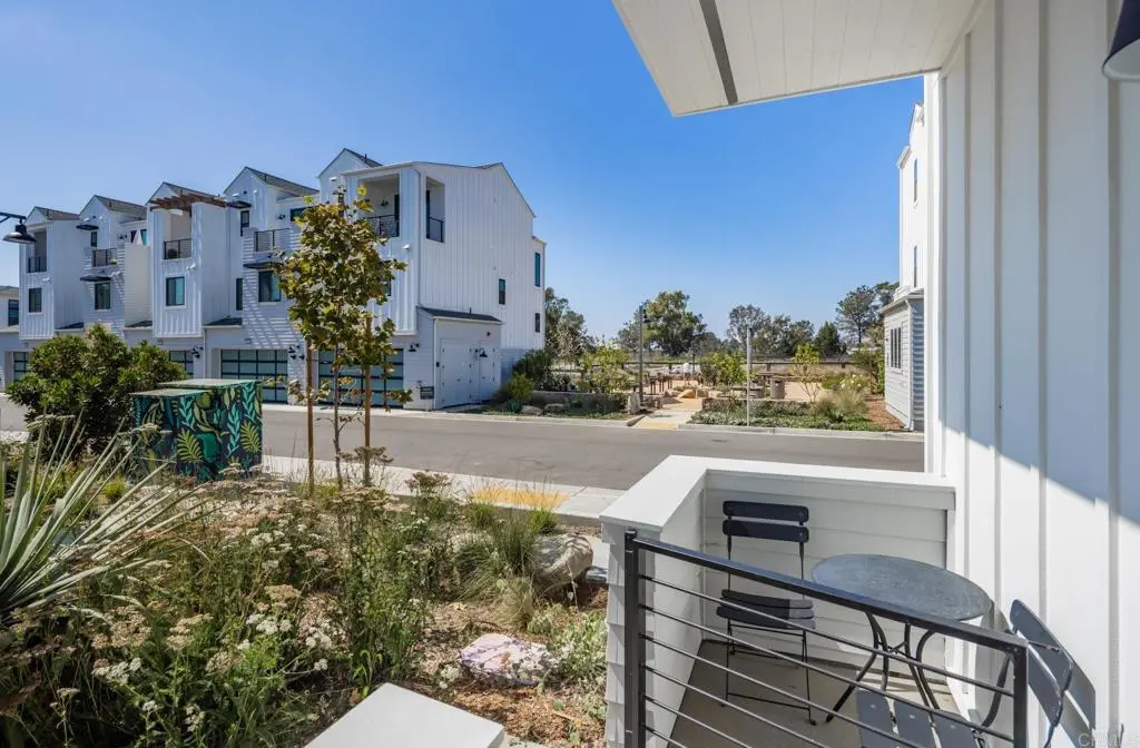 1502 Livorno Place 104, Encinitas, CA — listing photo 1