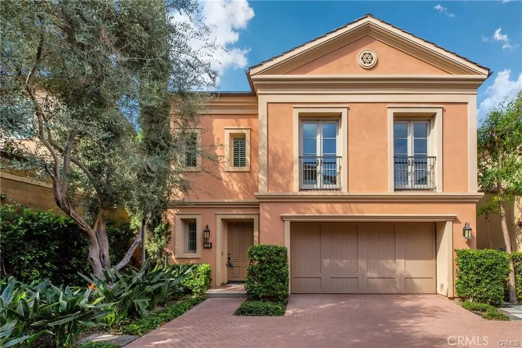 Single Family Residence for rent at 60 Bianco, Irvine, CA featuring 3 beds and 3 baths