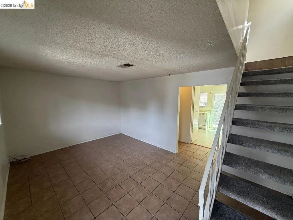 2213 L St, Antioch, CA — listing photo 1