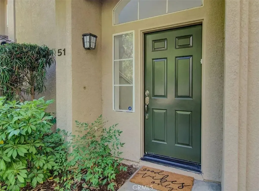 Condominium for rent at 51 Tierra Plano, Rancho Santa Margarita, CA featuring 2 beds and 2 baths