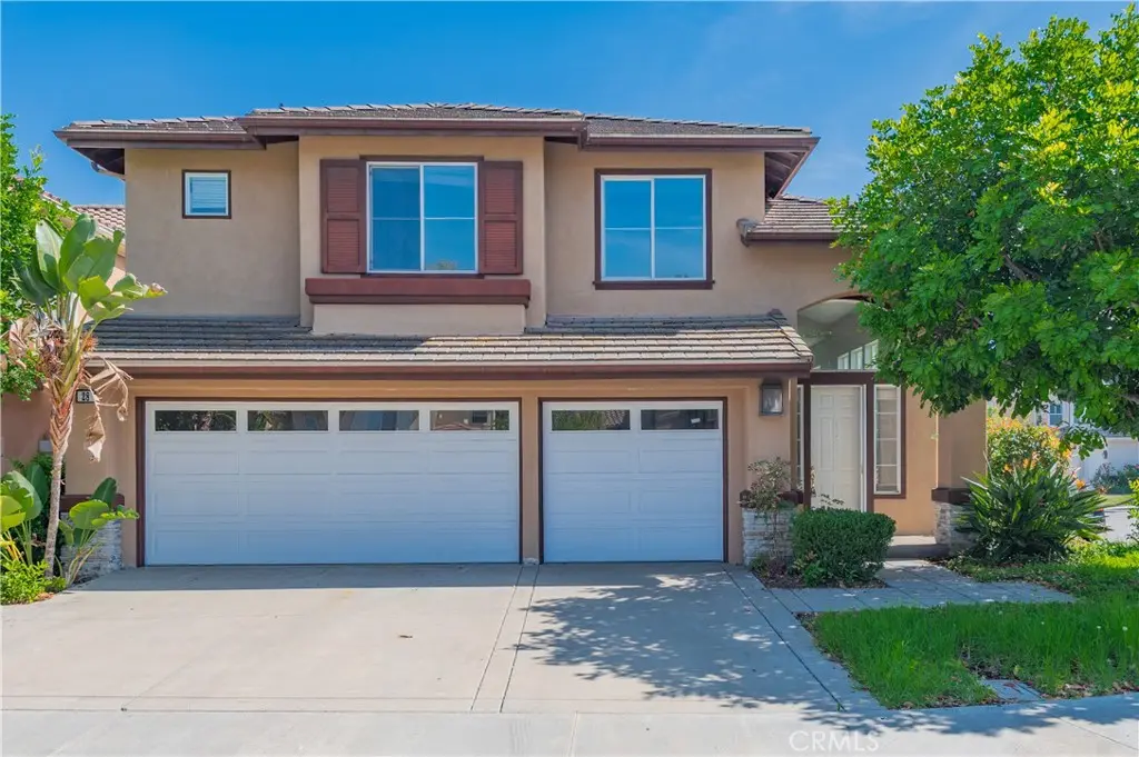 Single Family Residence for rent at 28 Festivo, Irvine, CA featuring 4 beds and 3 baths