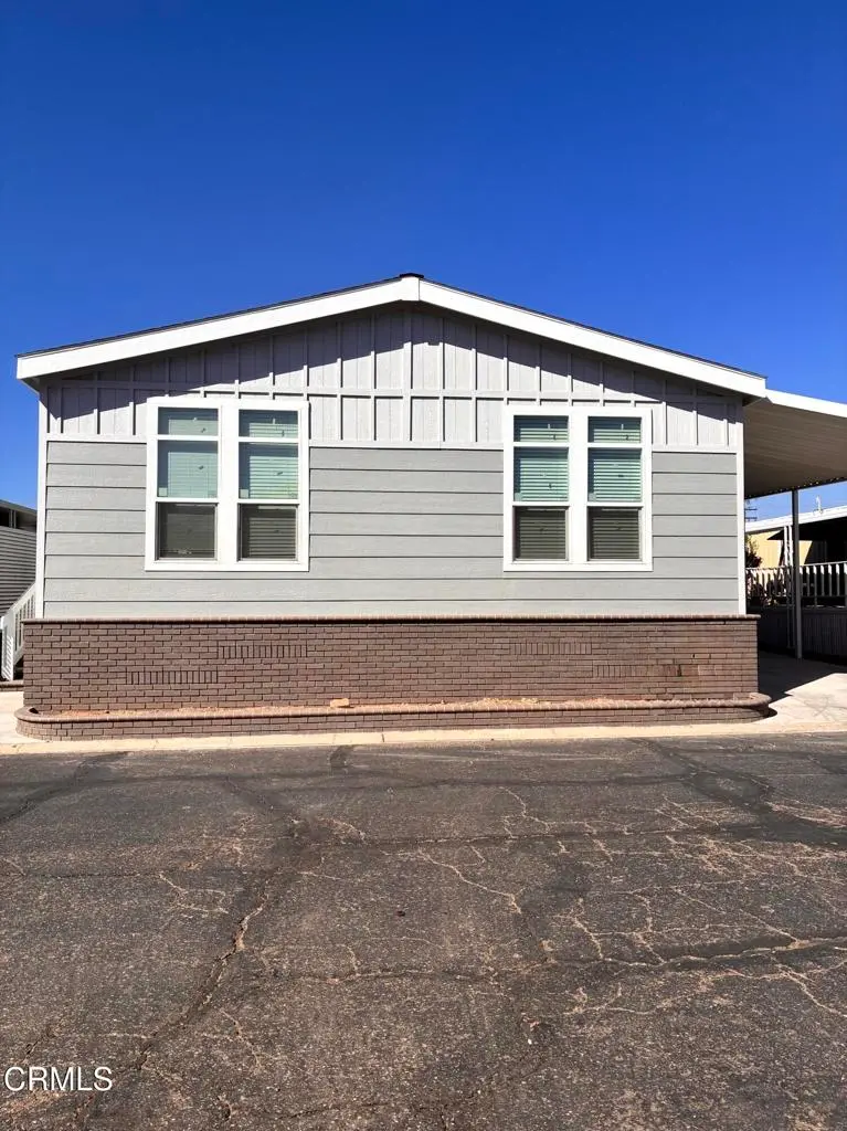 117 Arrowhead Circle 235, Oxnard, CA — listing photo 1