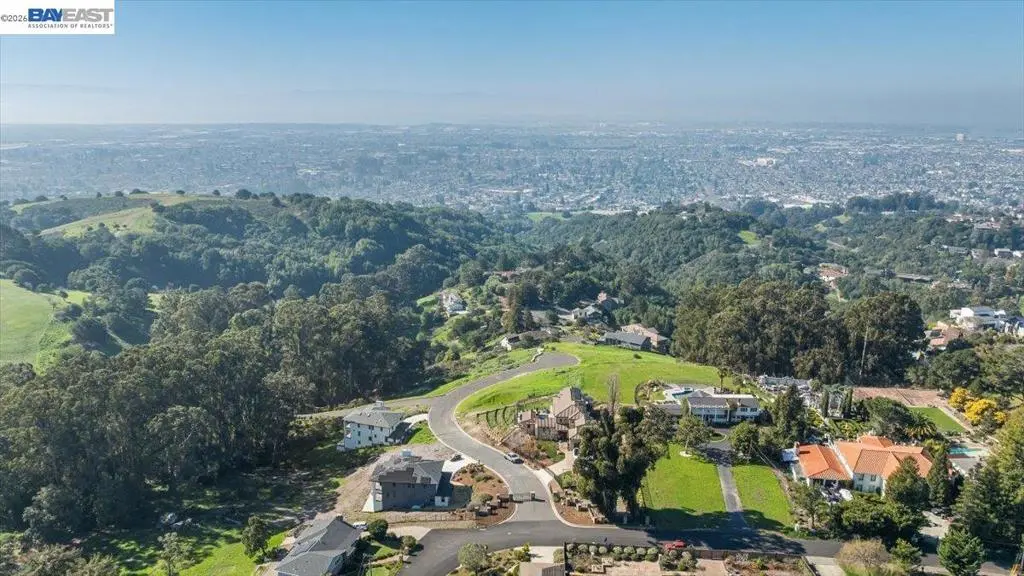 6 Turner Ct, Oakland, CA — listing photo 1
