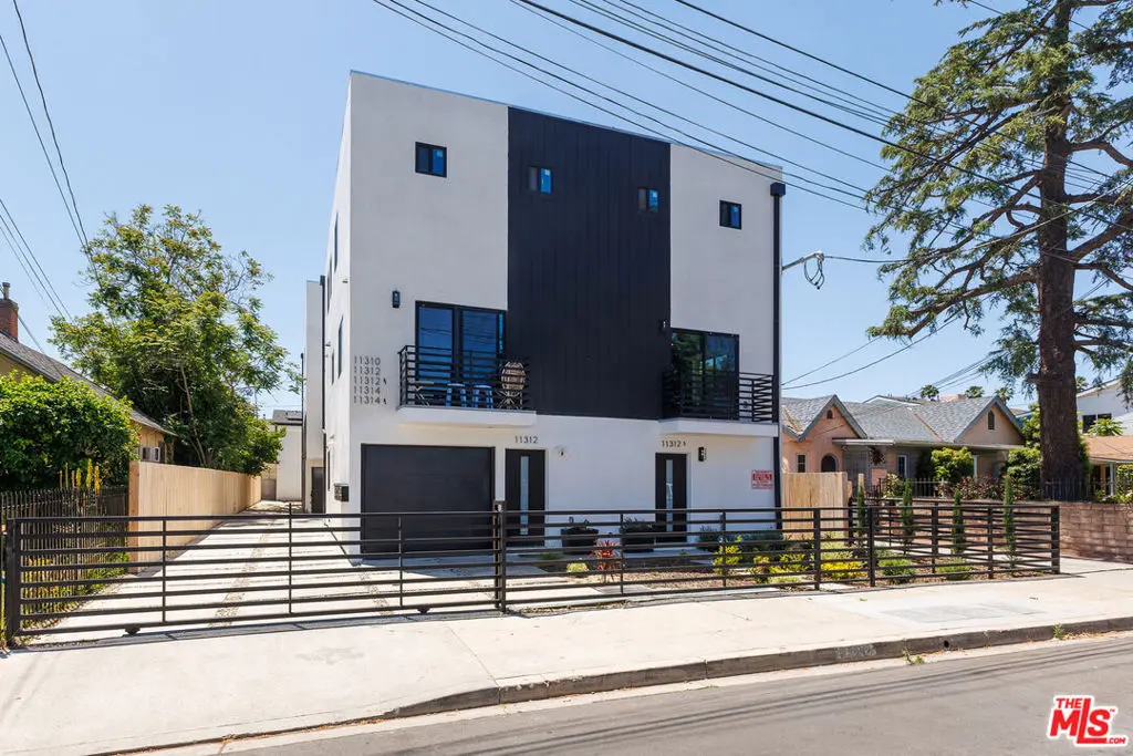 11314 Martha Street, North Hollywood, CA — listing photo 1