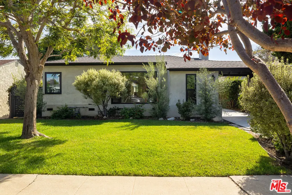 Residential Income for sale at 2621 Veteran Avenue, Los Angeles, CA featuring 6 beds and 5 baths