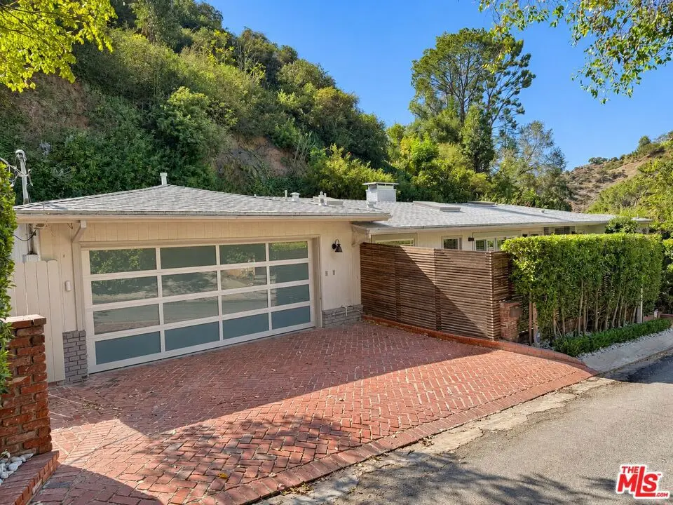 Single Family Residence for sale at 9520 Gloaming Drive, Beverly Hills, CA featuring 4 beds and 3 baths
