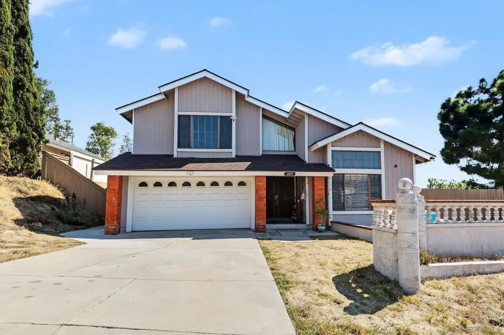 2055 Stillman Pl, San Diego, CA — listing photo 1