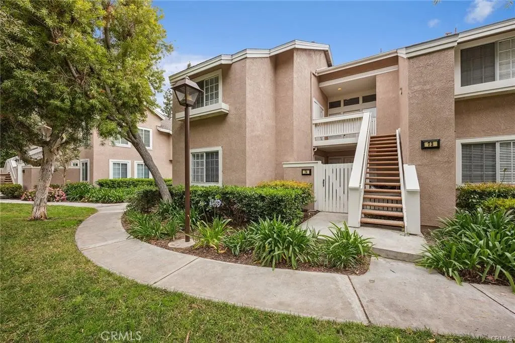 74 Woodleaf, Irvine, CA — listing photo 1
