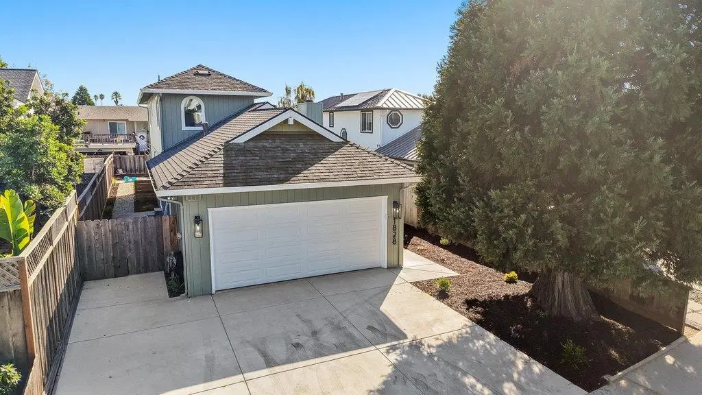 1828 Silvana Lane, Santa Cruz, CA — listing photo 1