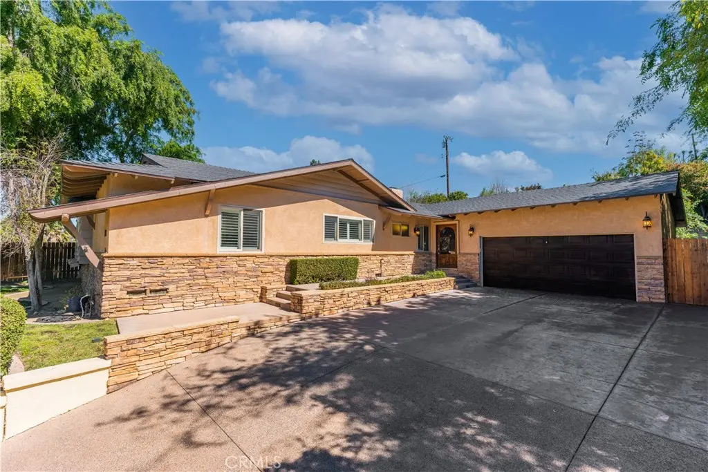 1418 Longview, Fullerton, CA — listing photo 1