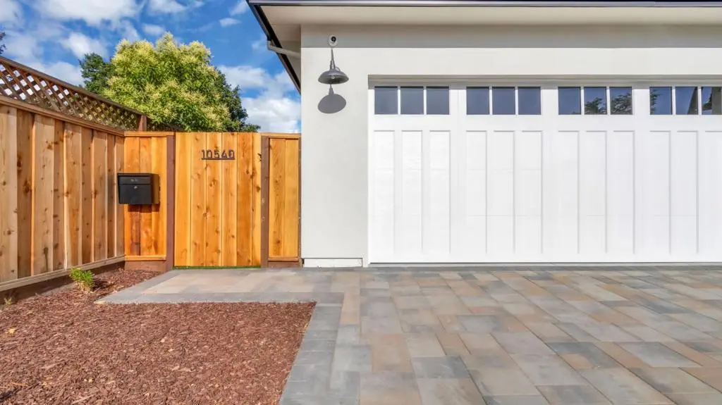 10540 Sterling Boulevard, Cupertino, CA — listing photo 1