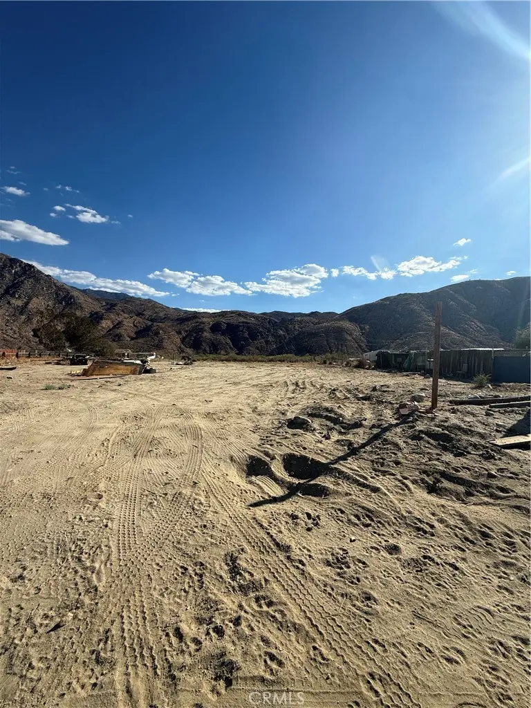 49461 Dolores, Cabazon, CA — listing photo 1
