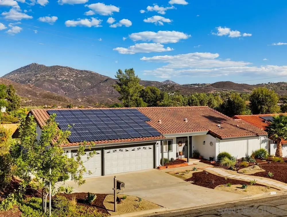 17115 Tam O'Shanter Dr, Poway, CA — listing photo 1
