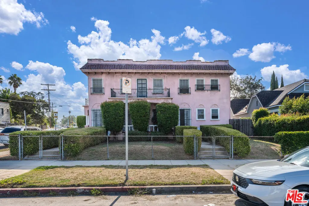 4098 W 23rd Street, Los Angeles, CA — listing photo 1