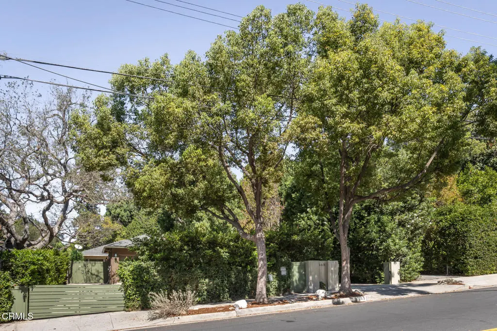 663 W California Boulevard, Pasadena, CA — listing photo 1
