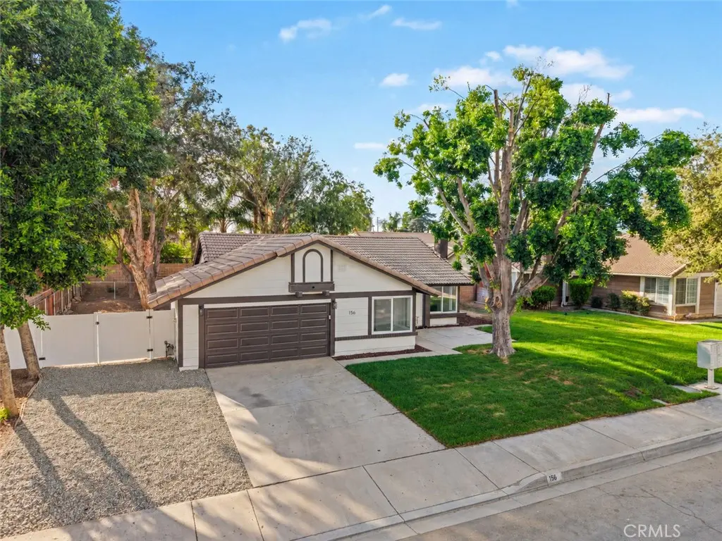 156 S Loretta Avenue, Rialto, CA — listing photo 1