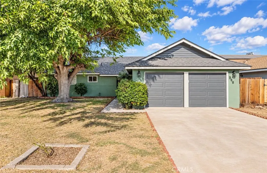 988 Laurel Avenue, Lindsay, CA — listing photo 1