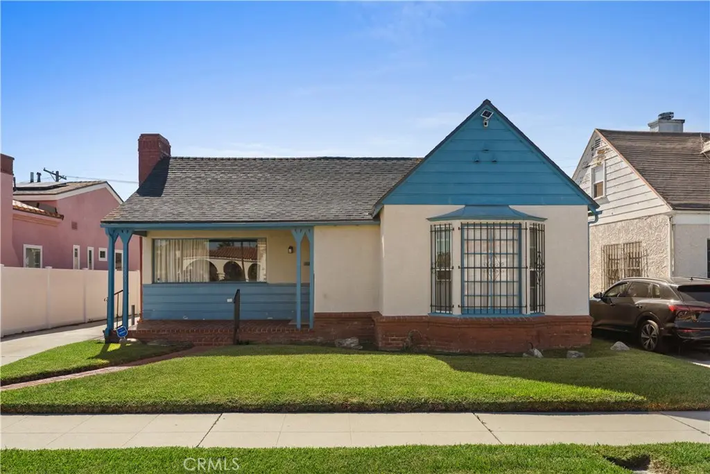 3959 S Bronson Ave, Los Angeles, CA — listing photo 1