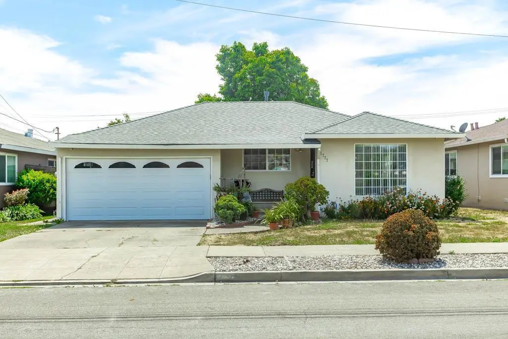 3777 Monterey Boulevard, San Leandro, CA — listing photo 1