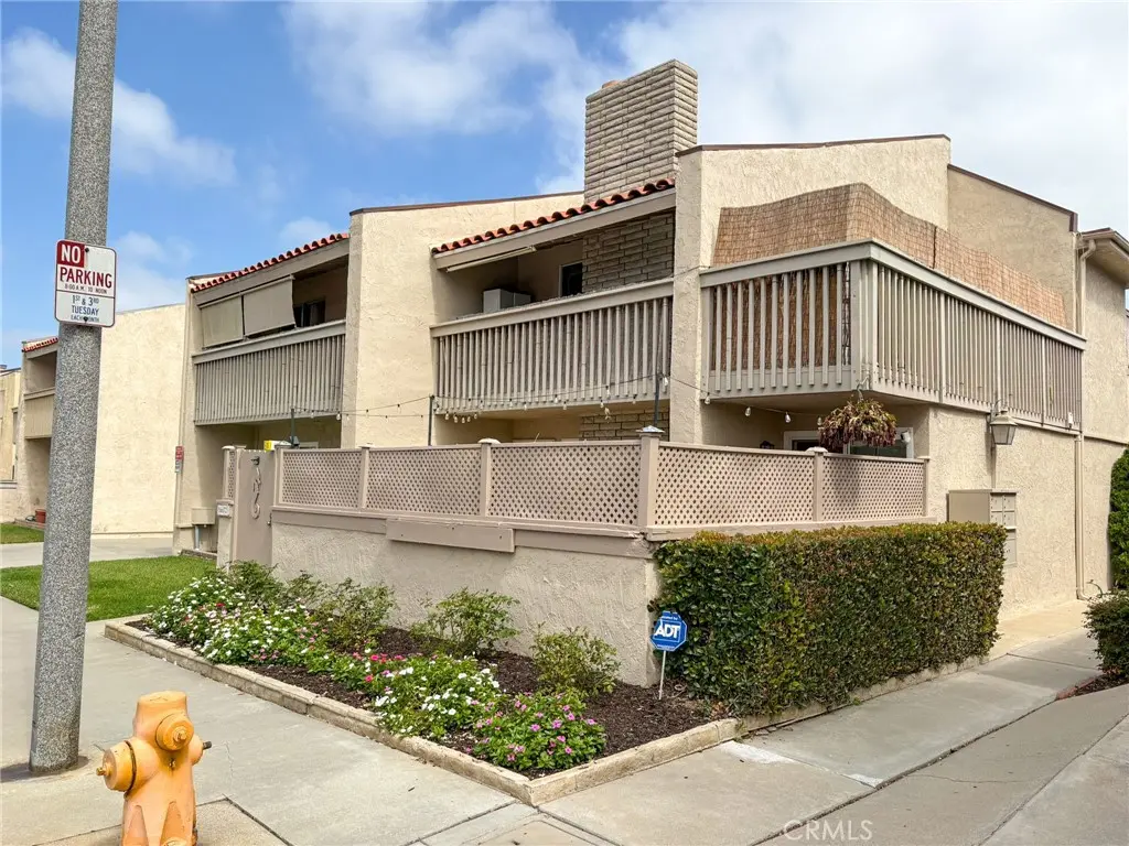 16672 Dolores Lane, Huntington Beach, CA — listing photo 1