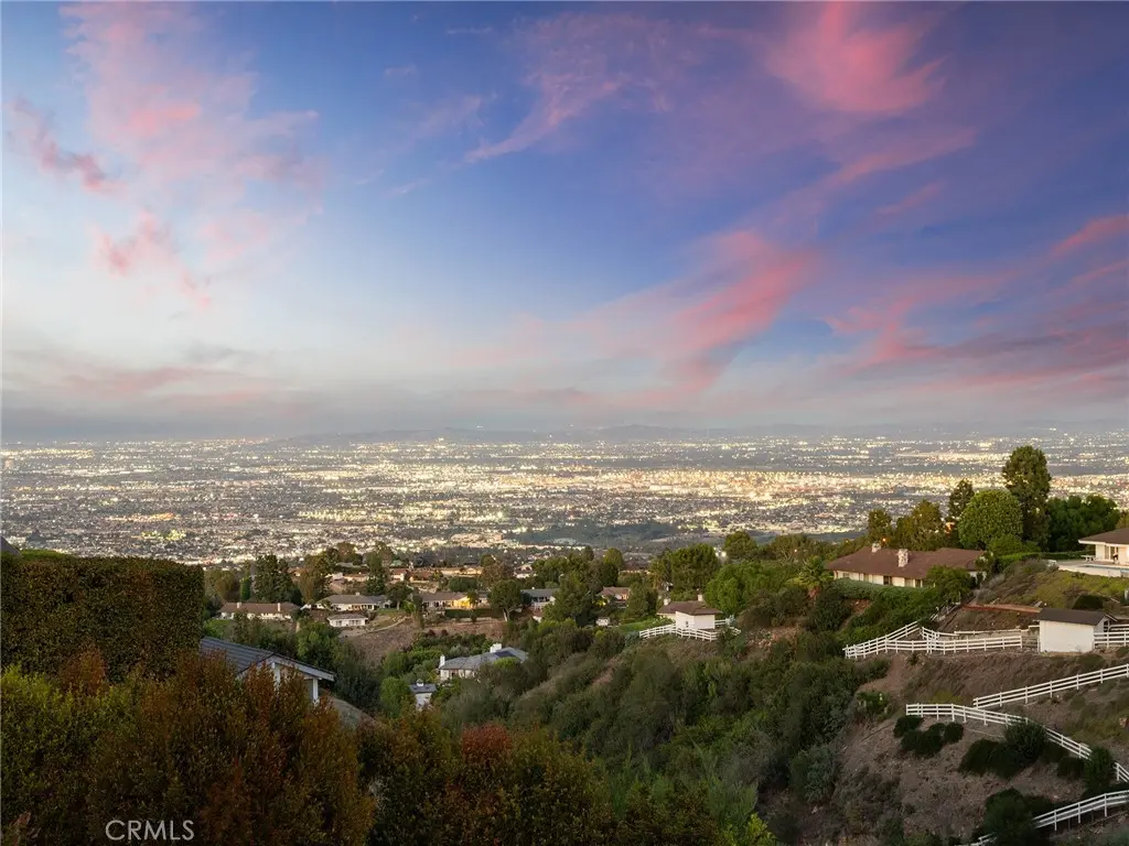 3 Buckboard, Rolling Hills, CA — listing photo 1