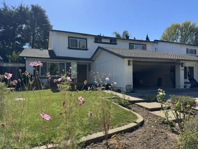 Residential Lease for rent at 720 W 9th Street, Gilroy, CA featuring 5 beds and 3 baths