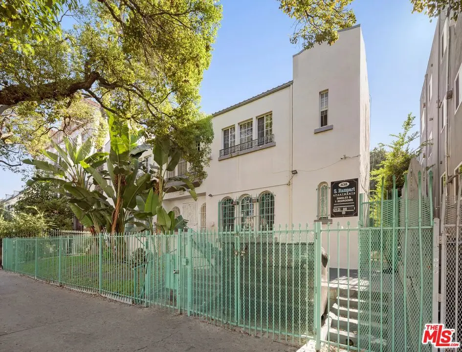 438 S Rampart Boulevard, Los Angeles, CA — listing photo 1