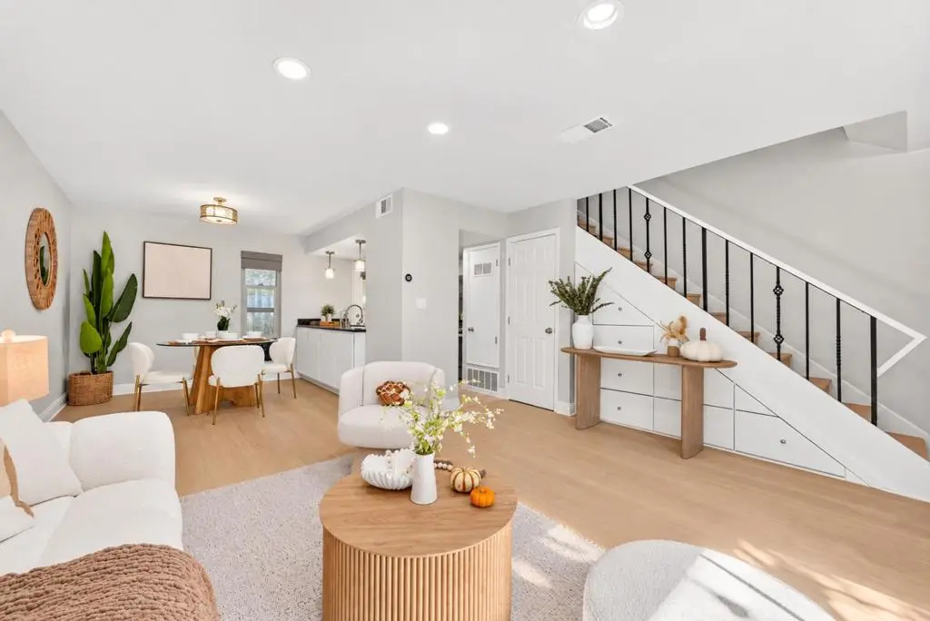 205 Red Oak Drive P, Sunnyvale, CA — listing photo 1