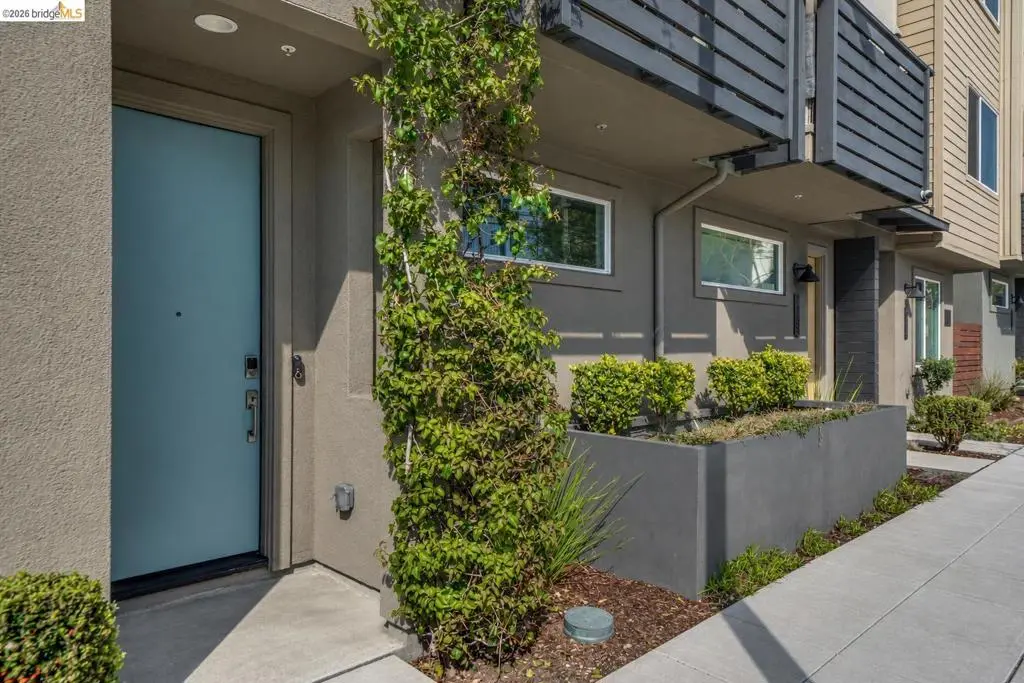 2229 Myrtle ST, Oakland, CA — listing photo 1