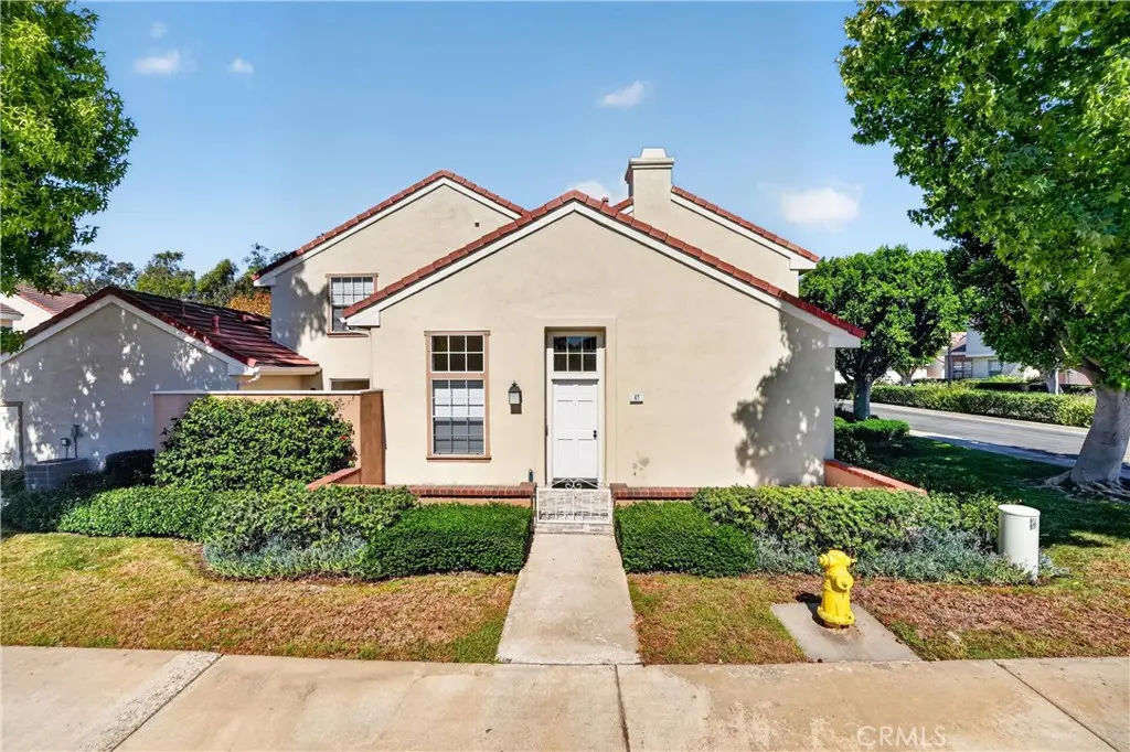 47 Georgetown 40, Irvine, CA — listing photo 1