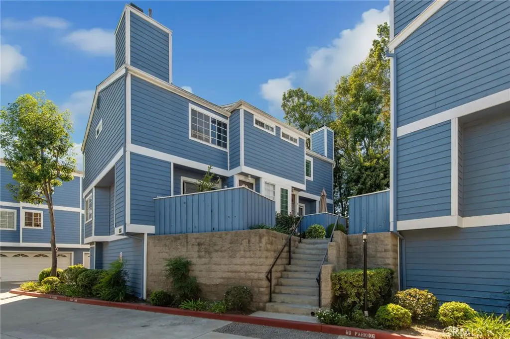 123 W Spring Street B, Long Beach, CA — listing photo 1